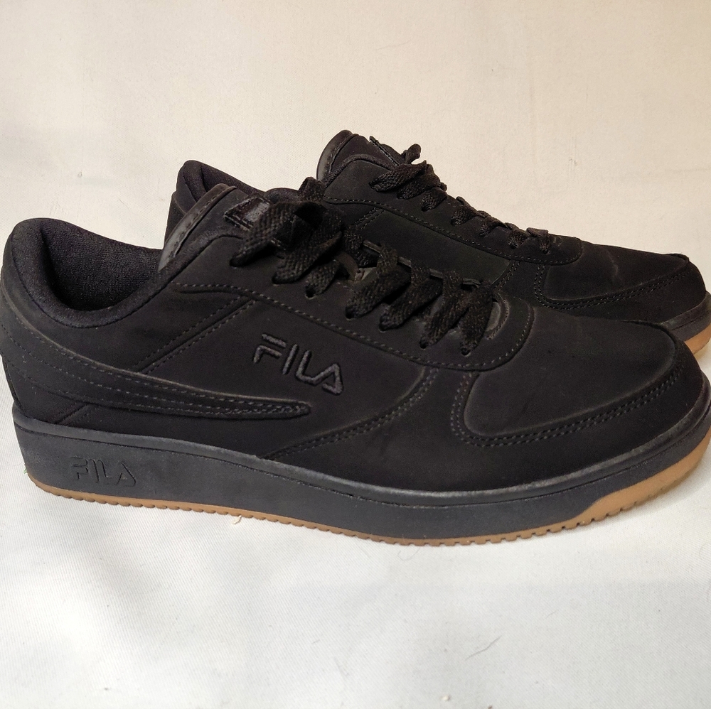 Fila Men's Black Sneakers, Size 9